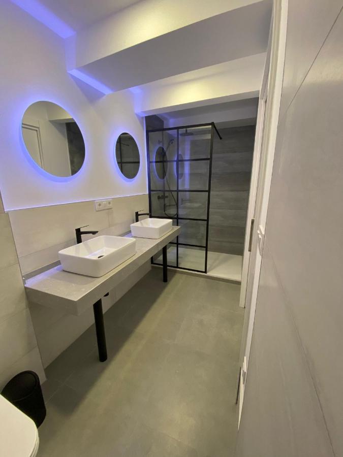 Apartamentos San Martin Пласенсія Екстер'єр фото